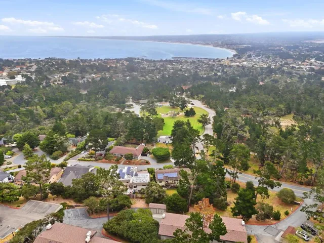 70 Forest Ridge Road 1, Monterey, California 93940