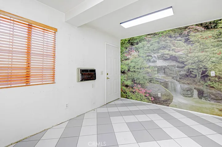 Downstairs bonus room