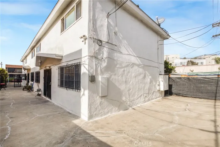 2806 S Norton Avenue, Los Angeles, California 90018
