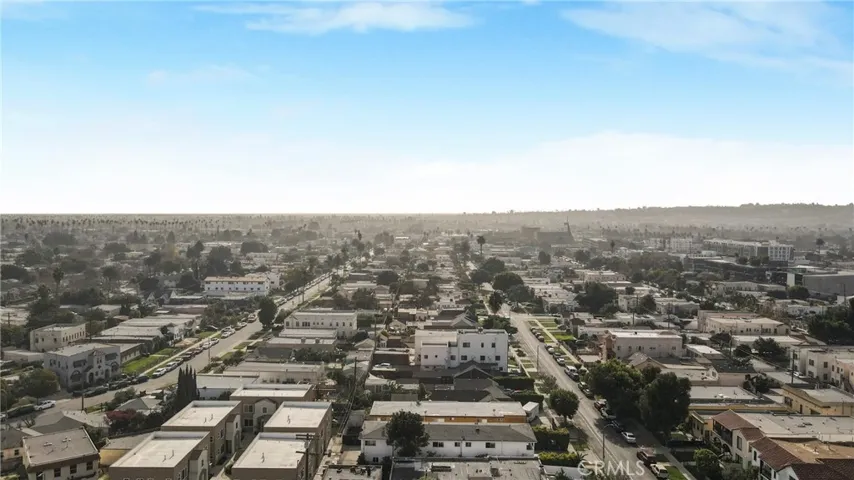 2806 S Norton Avenue, Los Angeles, California 90018
