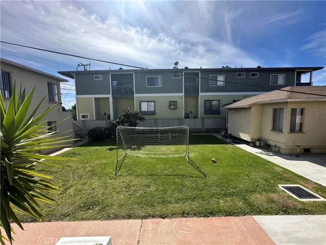 2022 Cabrillo, Torrance, California 90501