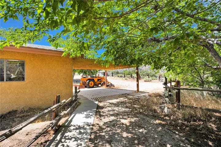 5500 Oil Well Road, Phelan, California 92371