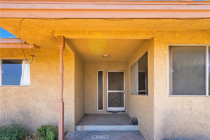 5500 Oil Well Road, Phelan, California 92371