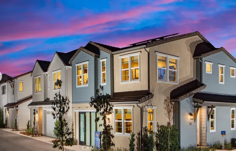 Photos shown are of model only- not actual homesite.