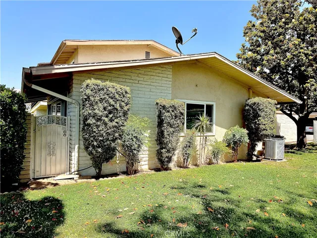 102 N Center, Redlands, California 92373