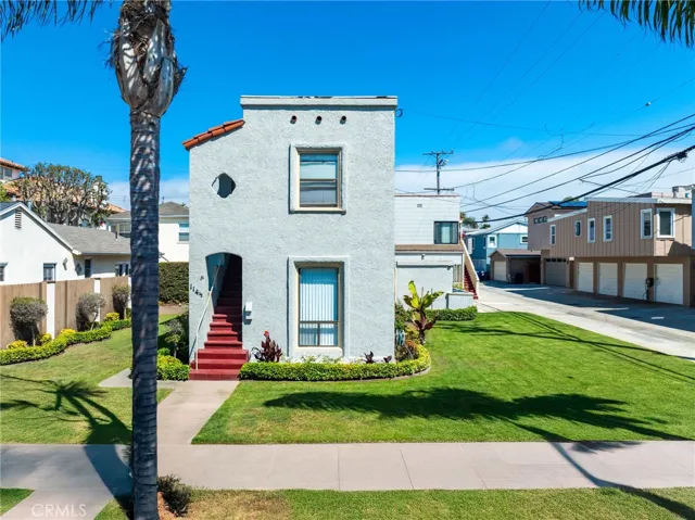 114 4th Street, Seal Beach, California 90740