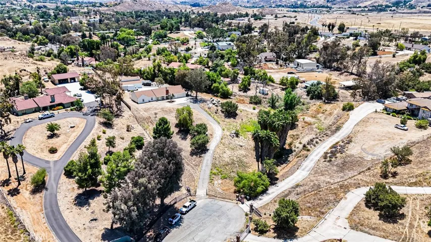 Experience elevated living in this stunning custom-built estate situated on over 2.48 acre of land with gated access and exceptional curb appeal.