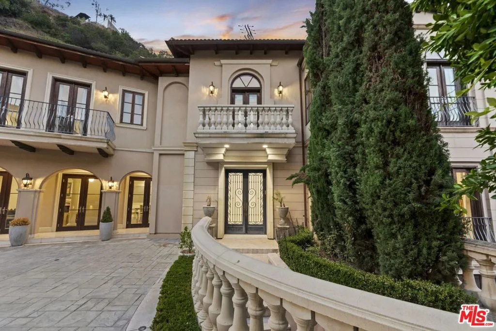 1465 N Robmar Drive, Beverly Hills, California 90210 — photo 4