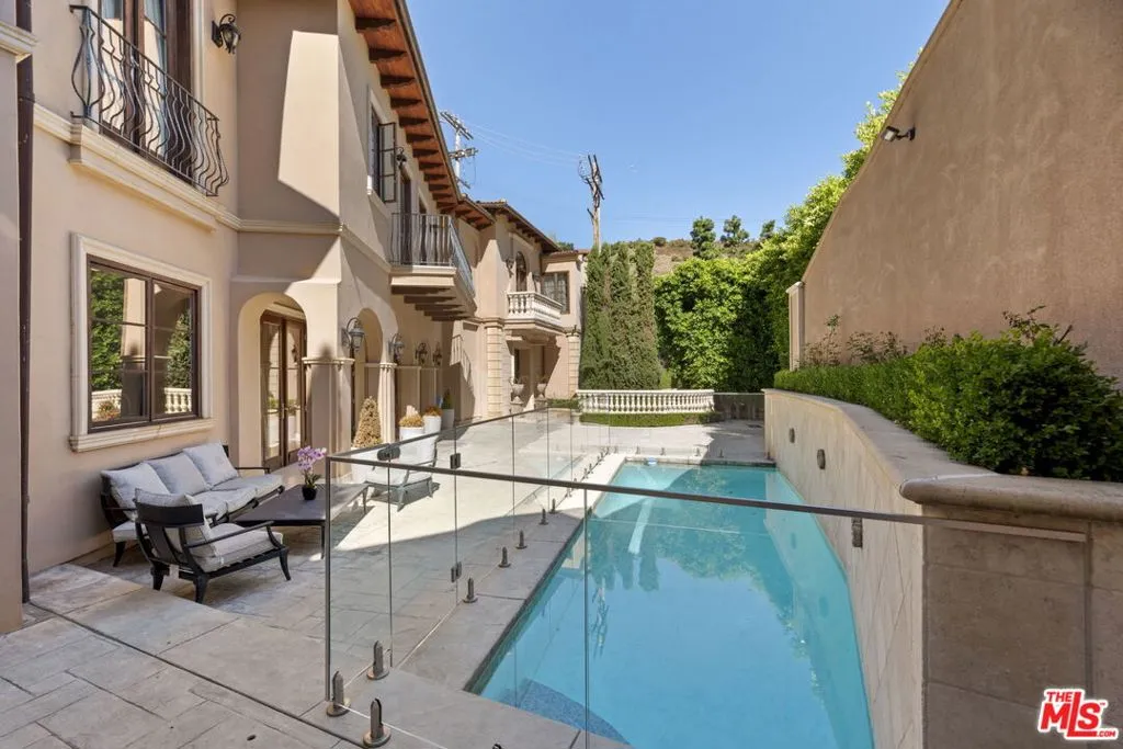 1465 N Robmar Drive, Beverly Hills, California 90210 — photo 5