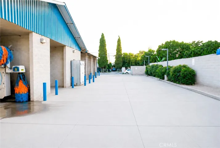 1220 W Houston, Visalia, California 93291
