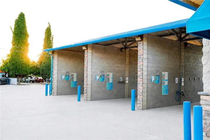 1220 W Houston, Visalia, California 93291