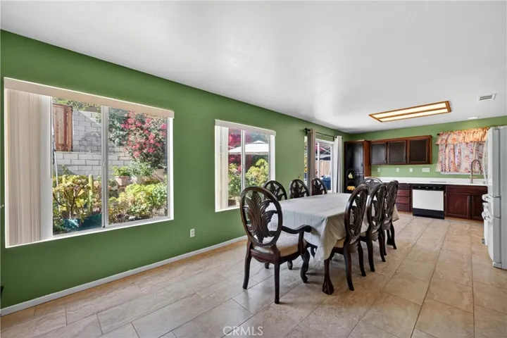 1204 Lilac Ridge, Perris, California 92571