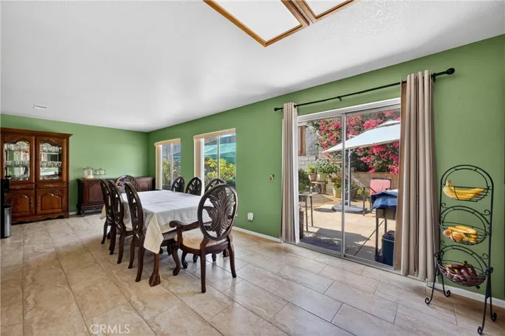 Family Room/Dining Room Combo