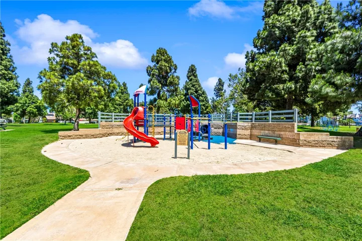 3462 Windsor Court, Costa Mesa, California 92626