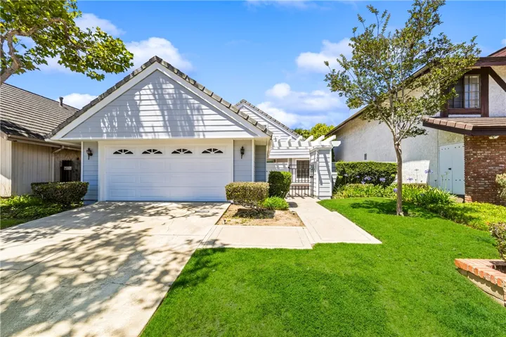 3462 Windsor Court, Costa Mesa, California 92626