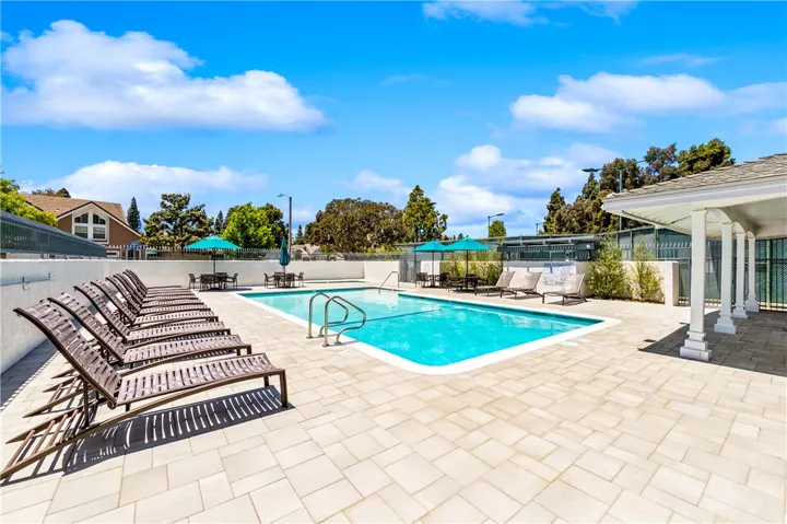 3462 Windsor Court, Costa Mesa, California 92626