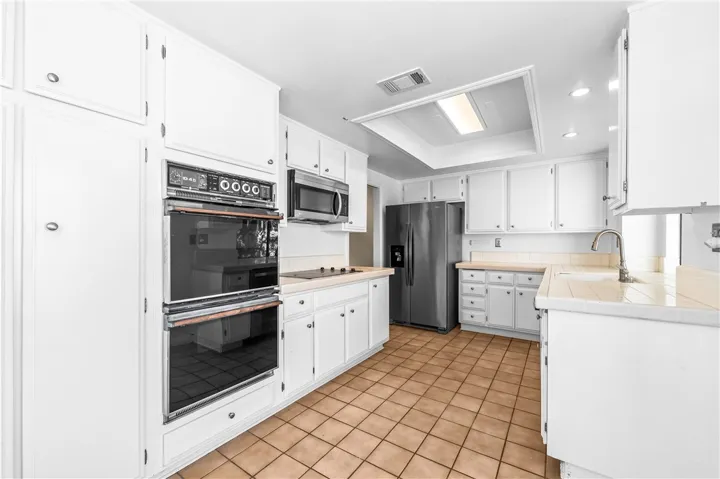 3462 Windsor Court, Costa Mesa, California 92626