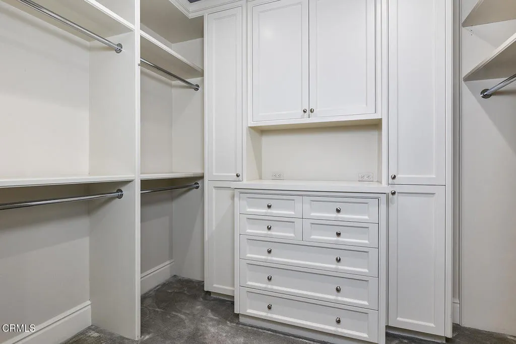 345 E Colorado Blvd #203 029-mls