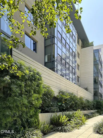 345 E Colorado Blvd #203 039-mls