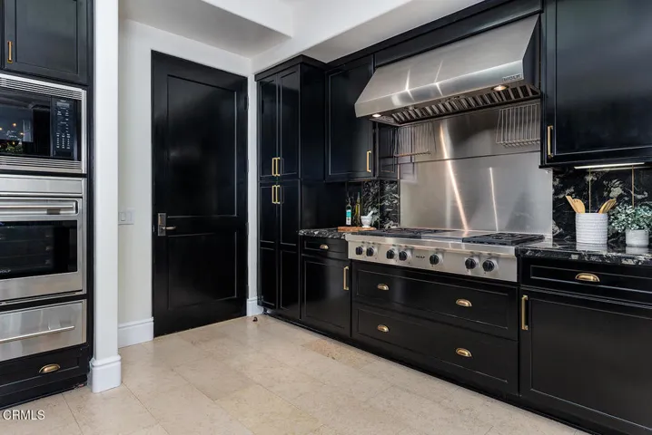 345 E Colorado Blvd #203 015-mls