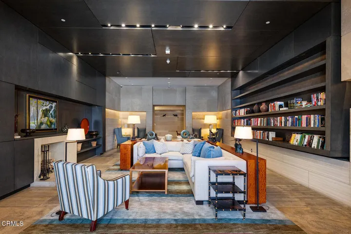 345 E Colorado Blvd #203 044-mls