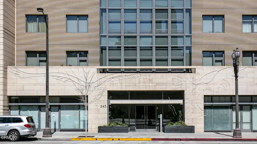 345 E Colorado Blvd #203 003-mls