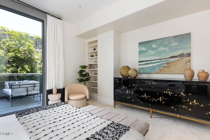 345 E Colorado Blvd #203 031-mls