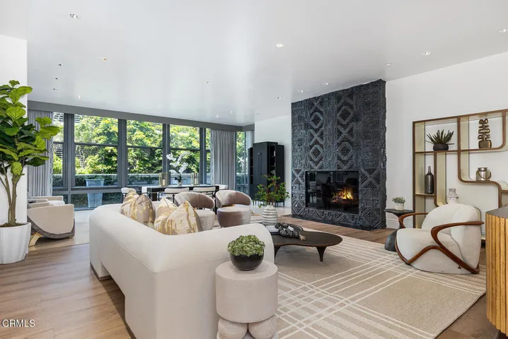 345 E Colorado Blvd #203 006-mls