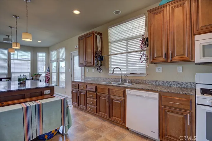 319 N Highway 1 29, Grover Beach, California 93433