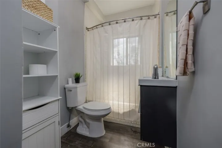 325 W 3rd Street 204, Long Beach, California 90802