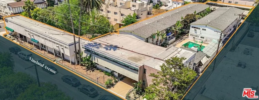 4215 Vineland Avenue, Studio City, California 91602 — photo 4