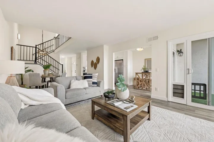 6717 Clover Court, Carlsbad, California 92011