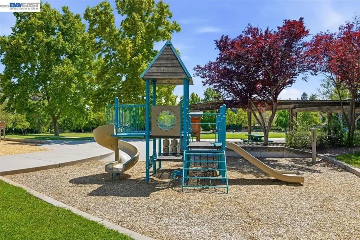 604 Sycamore Ct, Livermore, California 94551