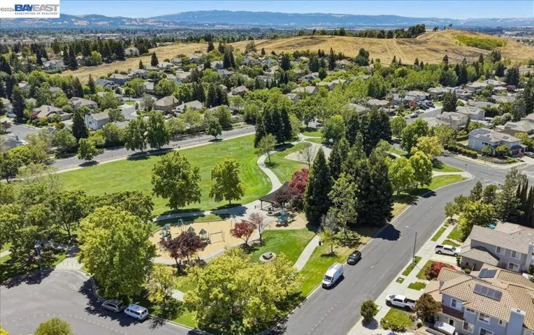 604 Sycamore Ct, Livermore, California 94551