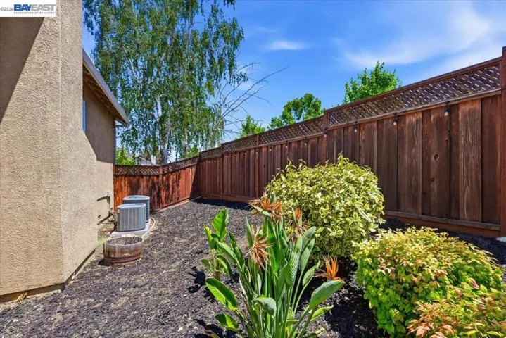 604 Sycamore Ct, Livermore, California 94551