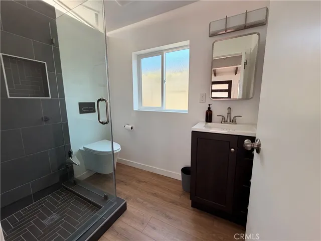 3035 A Lees, Long Beach, California 90808
