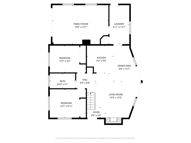 Floor plan layout is approximate and for illustrative purposes only.