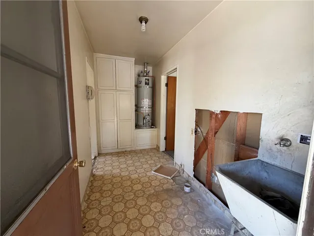 14016 Light Street, Whittier, California 90605