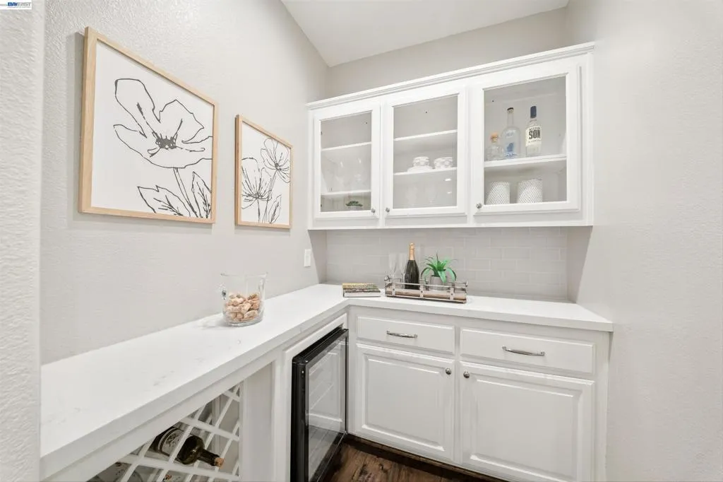 Butler's Pantry