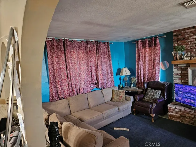 7990 Acoma, Yucca Valley, California 92284