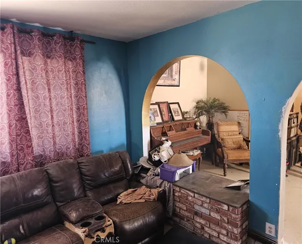 7990 Acoma, Yucca Valley, California 92284
