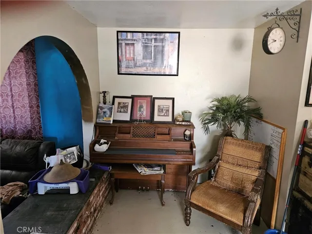 7990 Acoma, Yucca Valley, California 92284