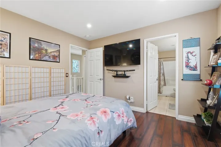 24045 Whitewater Drive, Valencia, California 91354