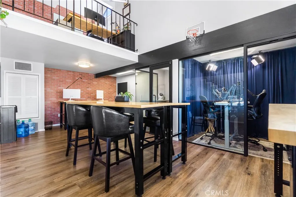 2734 E Broadway 8, Long Beach, California 90803 — photo 4