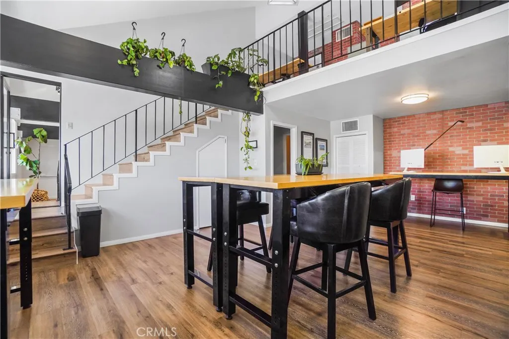 2734 E Broadway #8