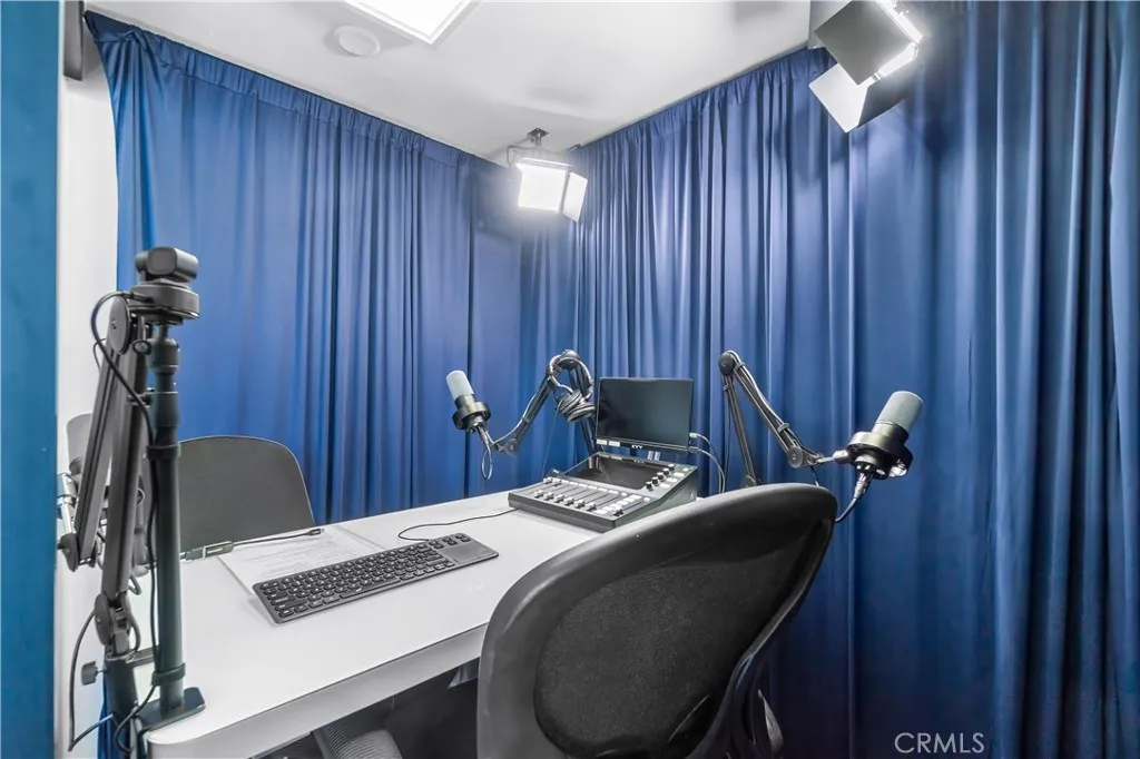 podcast studio