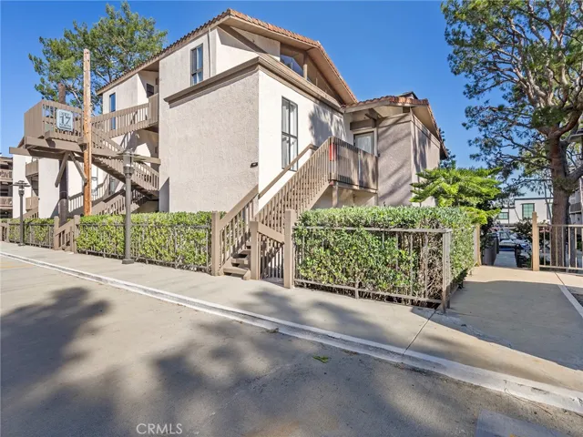 6207 Marina Pacifica N, Long Beach, California 90803