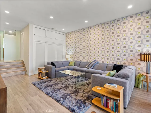 6207 Marina Pacifica N, Long Beach, California 90803