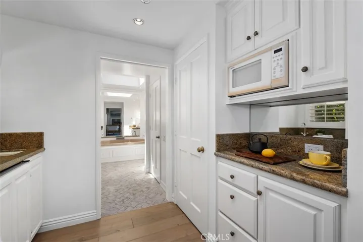 616 Cuprien Way, Laguna Beach, California 92651