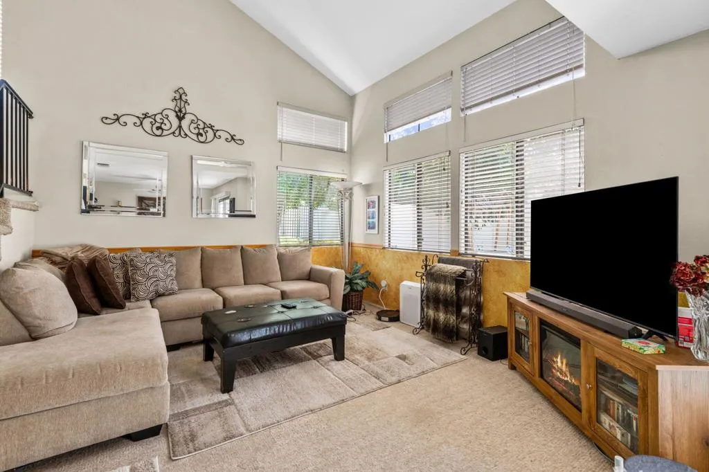 8554 San Gorgonio Pl